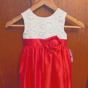 NWT Girls 2T Ivory and Red Formal Dress